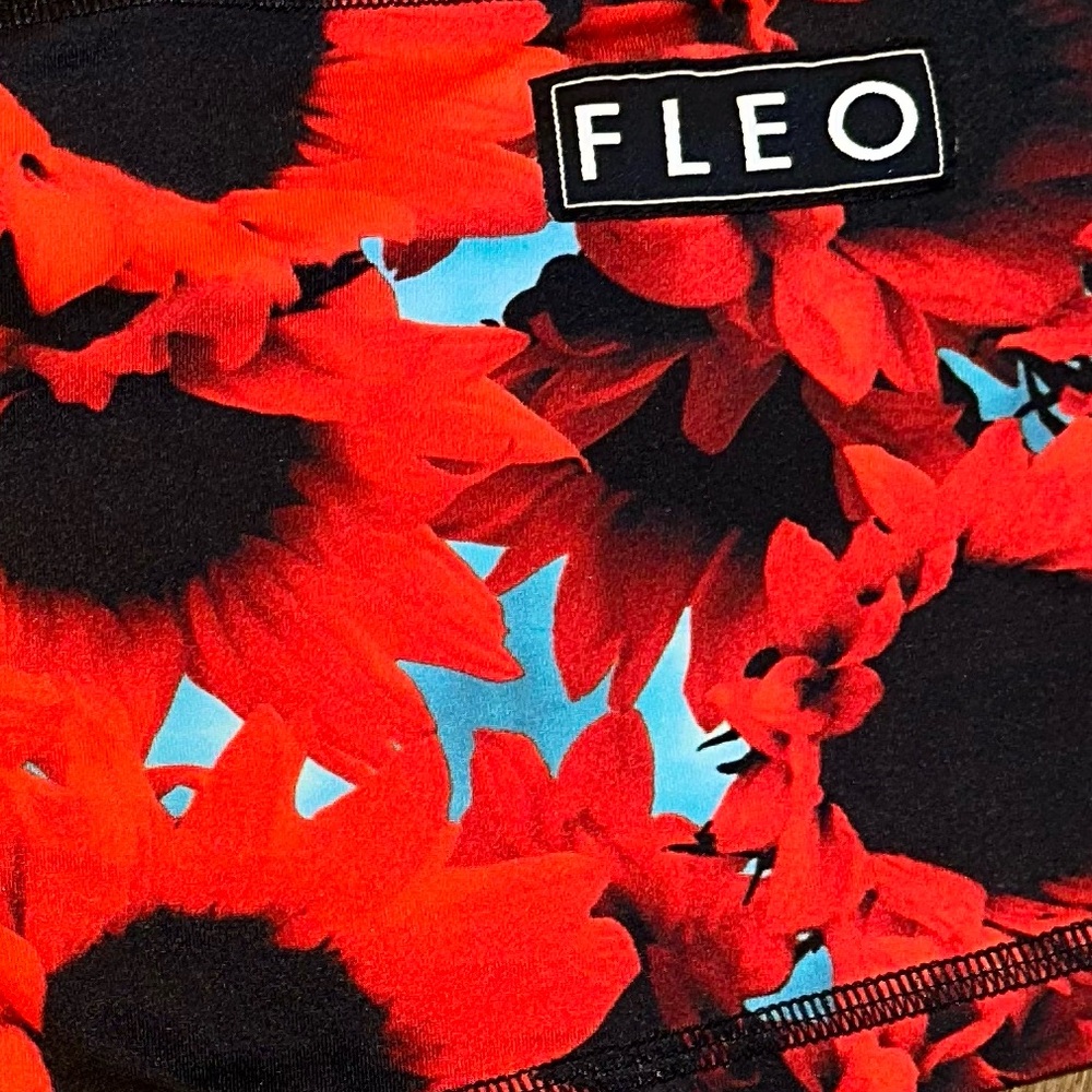Fleo “Red Sunflowers” XL EUC OG Shorts